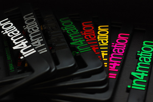 IN4MATION / LICENSE PLATE FRAMES